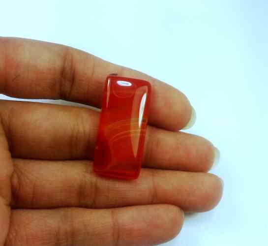 18.78 Carats Banded Agate 29.55 X 13.97 X 4.47 mm