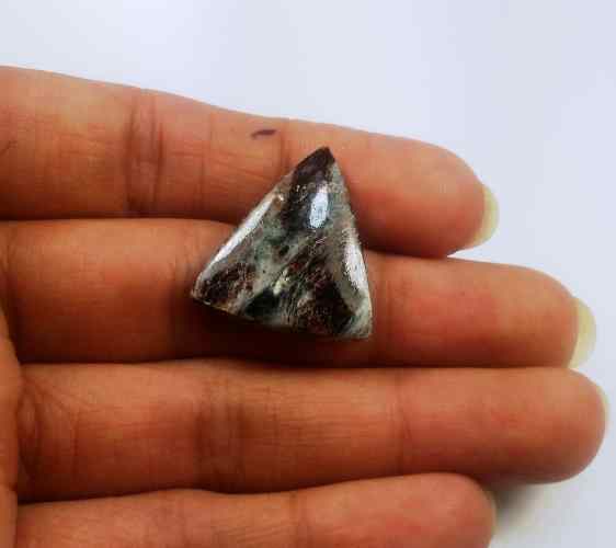 13.92 Carats Astrophyllite 21.71 X 19.24 X 4.51 mm