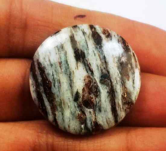 13.27 Carats Astrophyllite 25.76 X 17.85 X 4.33 mm