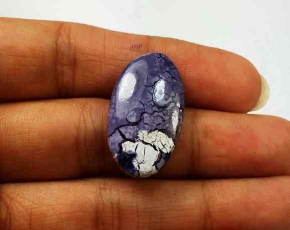 13.72 Carats Tiffany Jasper 26.06 X 14.95 X 4.68 mm