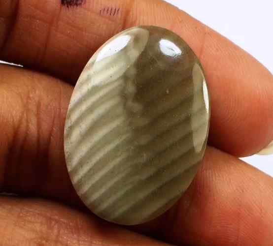14.48 Carats Striped Flint 24.80 X 17.63 X 4.05 mm