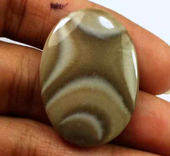19.48 Carats Striped Flint 30.85 X 22.01 X 3.48 mm