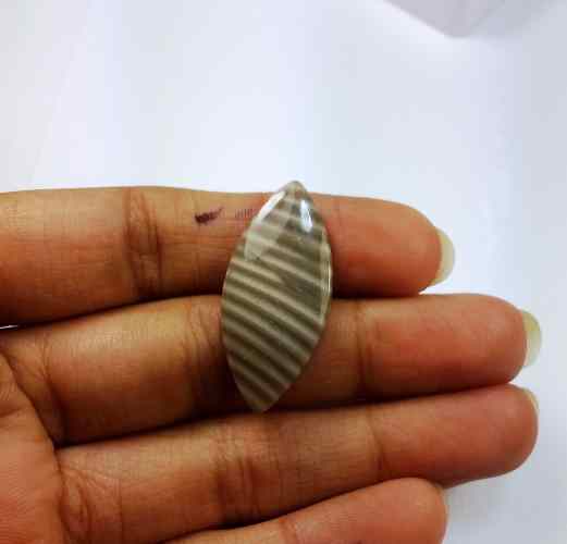 12.77 Carats Striped Flint 30.96 X 14.26 X 3.80 mm