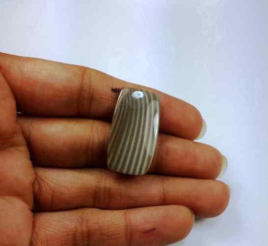 15.14 Carats Striped Flint 27.22 X 15.11 X 3.88 mm