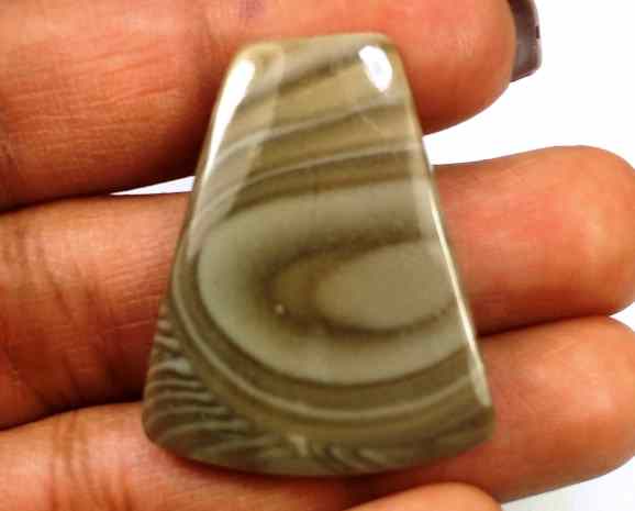 21.00 Carats Striped Flint 31.49 X 25.35 X 3.21 mm