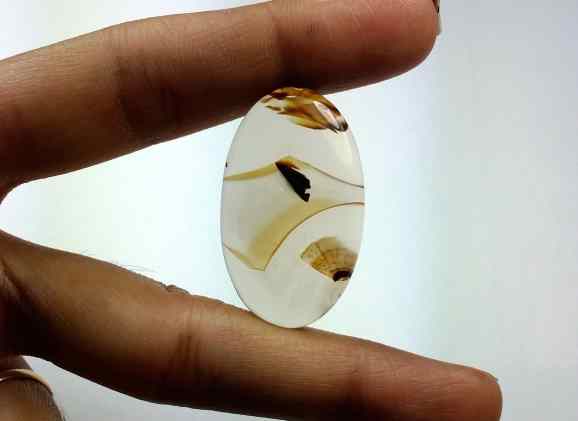 32.43 Carats Montana Agate 35.00 X 20.69 X 4.74 mm