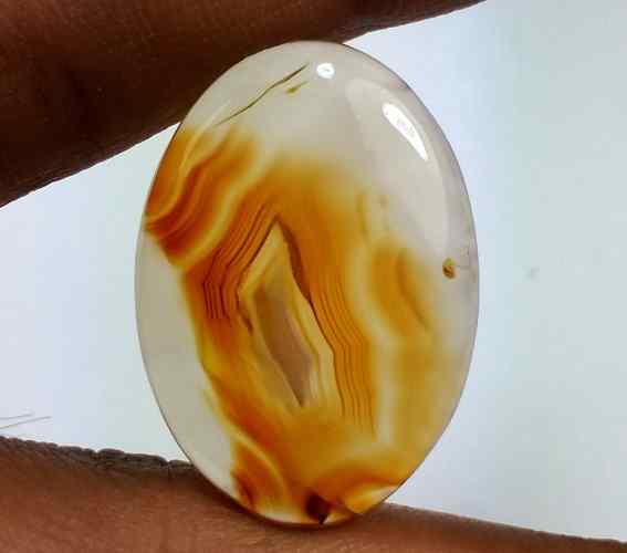 20.78 Carats Montana Agate 27.89 X 19.70 X 4.54 mm