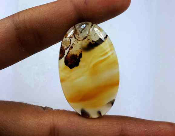 38.22 Carats Montana Agate 36.33 X 22.77 X 5.33 mm