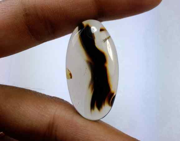 25.54 Carats Montana Agate 33.76 X 17.54 X 5.25 mm