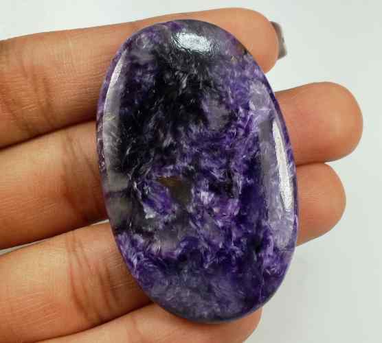 81.59 Carats Purpolite 47.60 X 30.20 X 5.89 mm