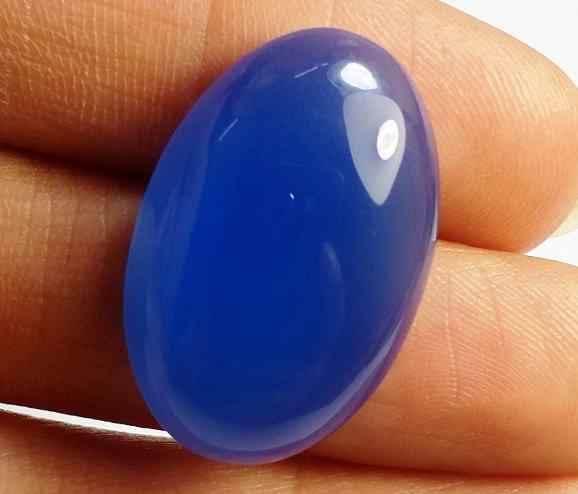 21.88 Carats Chalcedony  24.72 X 16.42 X 6.98 mm