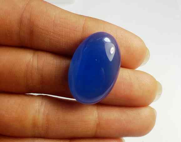 21.88 Carats Chalcedony  24.72 X 16.42 X 6.98 mm