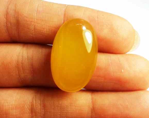 17.81 Carats Chalcedony  22.27 X 16.42 X 6.47 mm