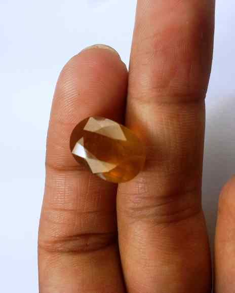12.82 Carats African Padparadscha Sapphire 13.88 X 9.84 X 9.00 mm