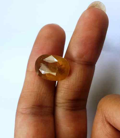 15.37 Carats African Padparadscha Sapphire 15.53 X 10.89 X 8.10 mm