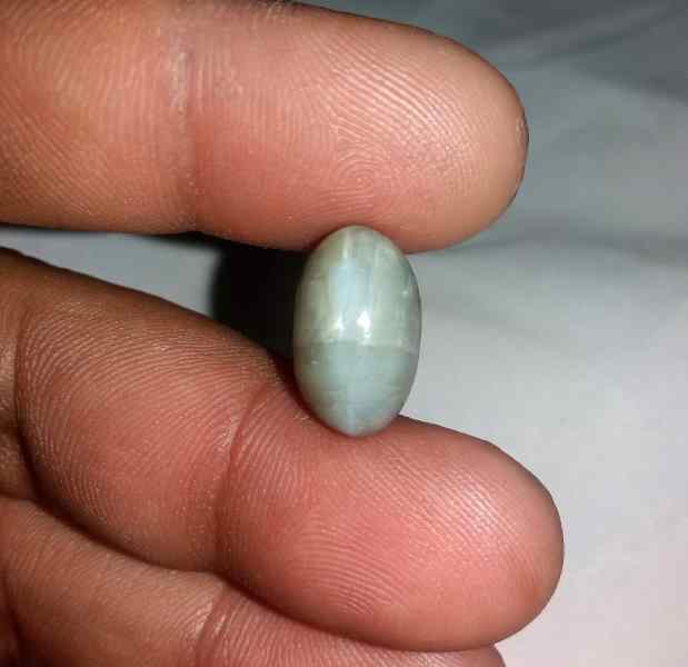 13.8 Carats Chrysoberyl Cat's Eye 14.88 x 9.11 x 9.20 mm