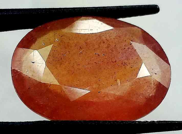 16.65 Carats African Padparadscha Sapphire 19.60 x 15.44 x 5.06 mm