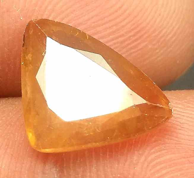 4.61 Carats African Padparadscha Sapphire 12.24 x 9.93 x 3.55 mm