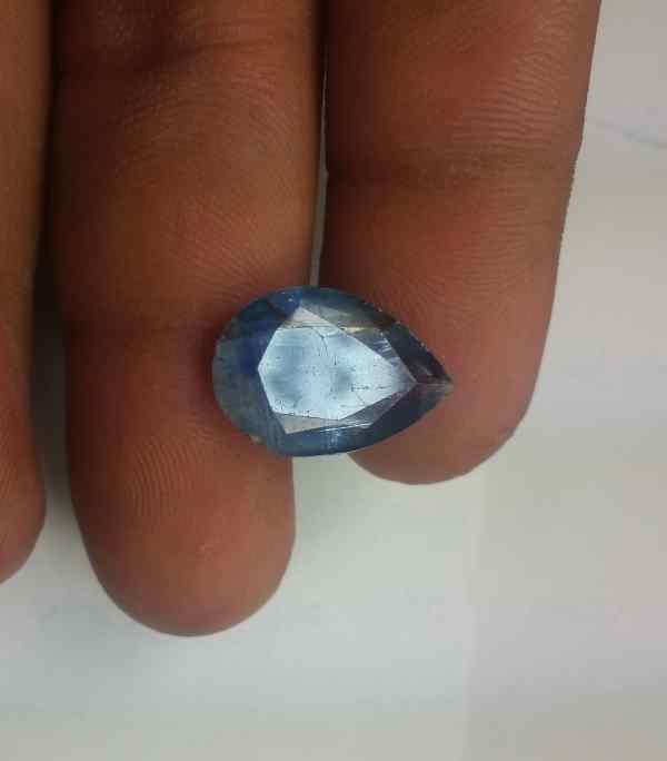 11.81 Carats Kyanite 19.87 x 11.51 x 5.65 mm