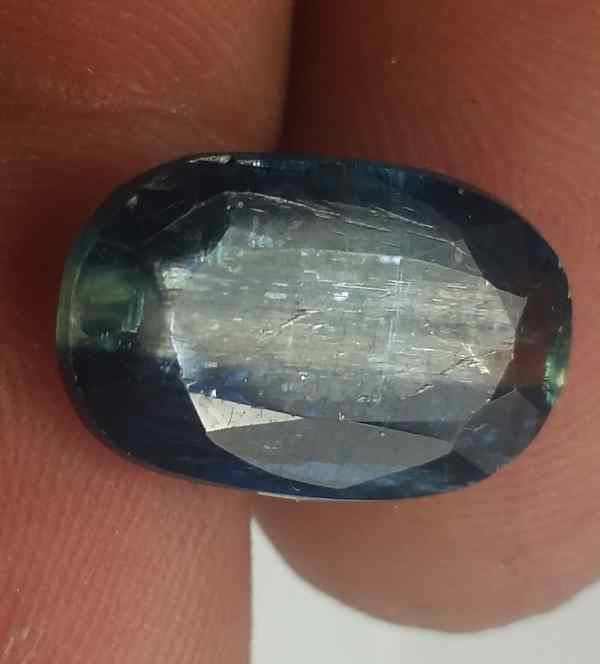 10.55 Carats Kyanite 18.02 x 12.03 x 5.30 mm