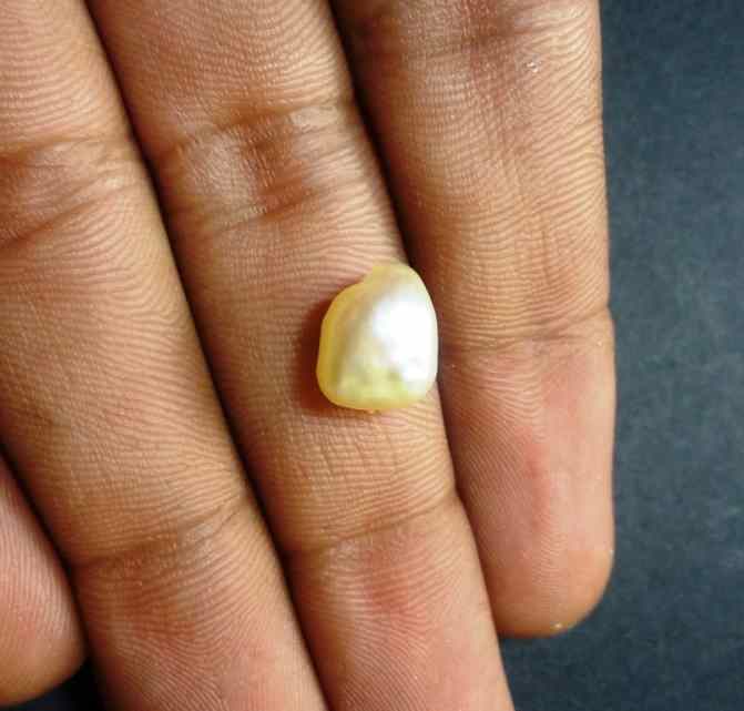 3.79 Carats Venezuela Pearl 10.20 x 8.45 x 7.05 mm