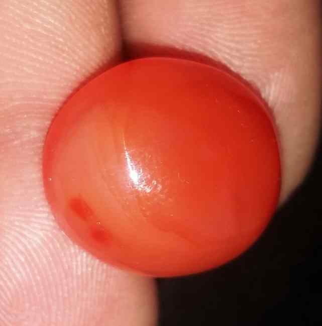 19.67 Carats Carnelian 19.40 x 16.73 x 9.52 mm