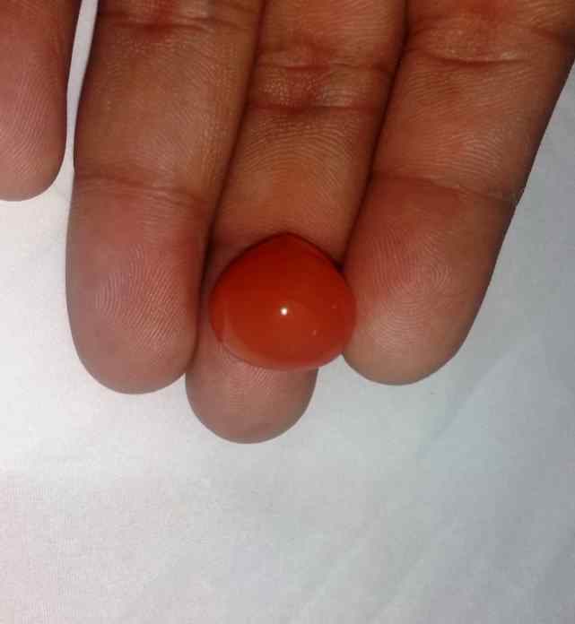 17 Carats Carnelian 15.65 x 17.15 x 9.47 mm