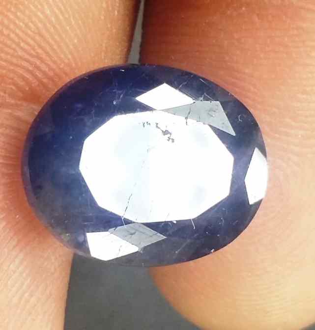 8.15 Carats Iolite 15.30 x 12.21 x 7.35 mm