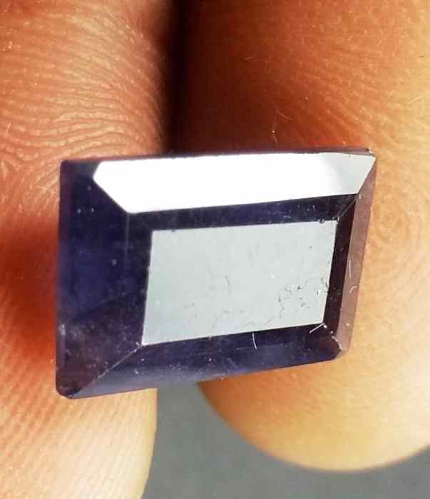 5.06 Carats Iolite 13.61 x 9.02 x 5.57 mm