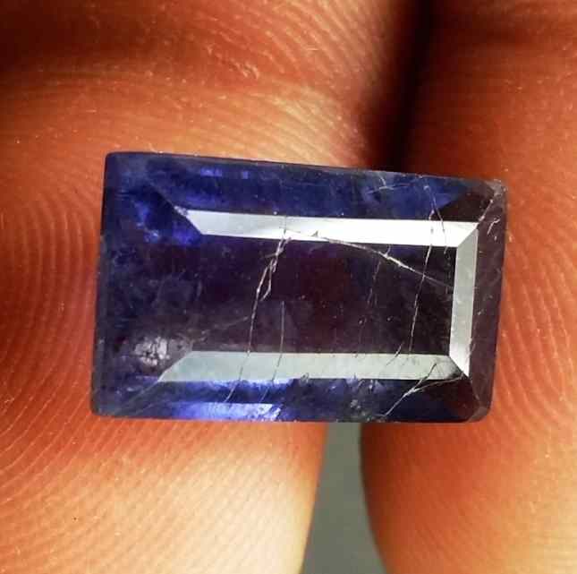 5.64 Carats Iolite 14.58 x 8.52 x 5.54 mm