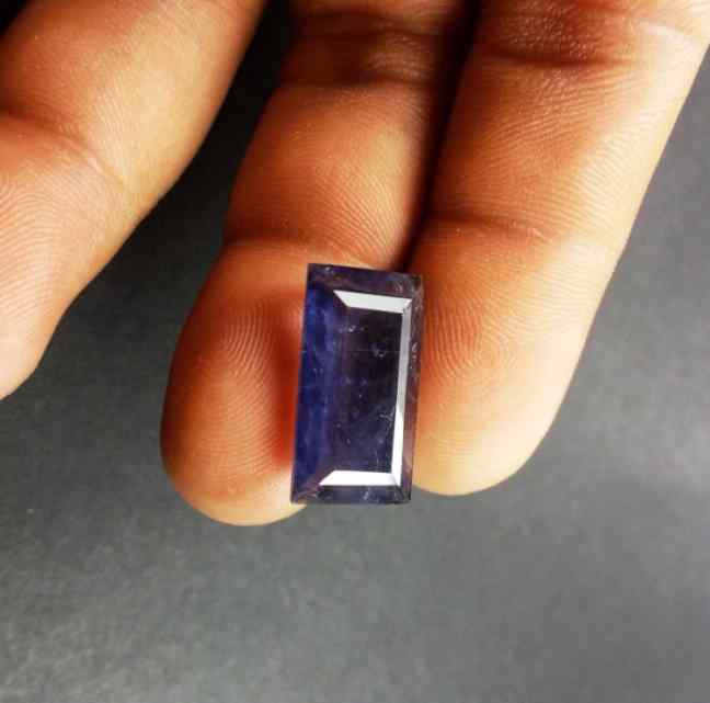 8.97 Carats Iolite 19.50 x 10.55 x 5.30 mm