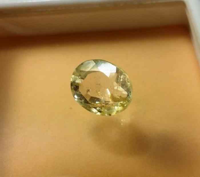 8.35 Carats Topaz 13.14 x 10.78 x 6.67 mm