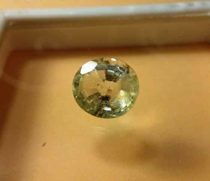 8.4 Carats Topaz 12.83 x 11.57 x 7.55 mm