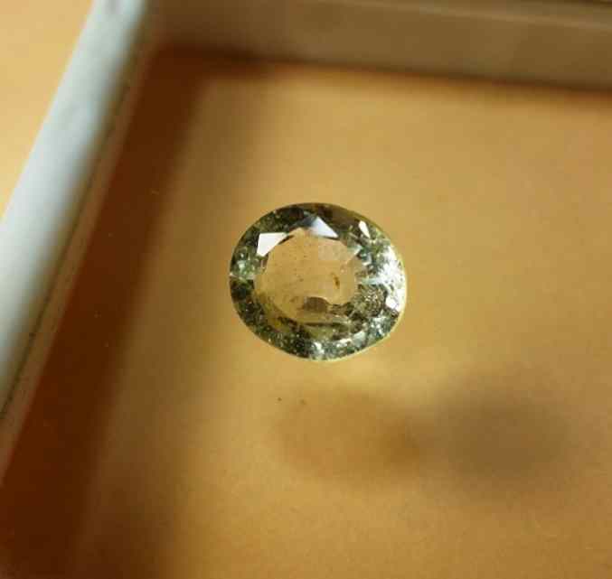 4.46 Carats Topaz 10.48 x 9.25 x 5.75 mm