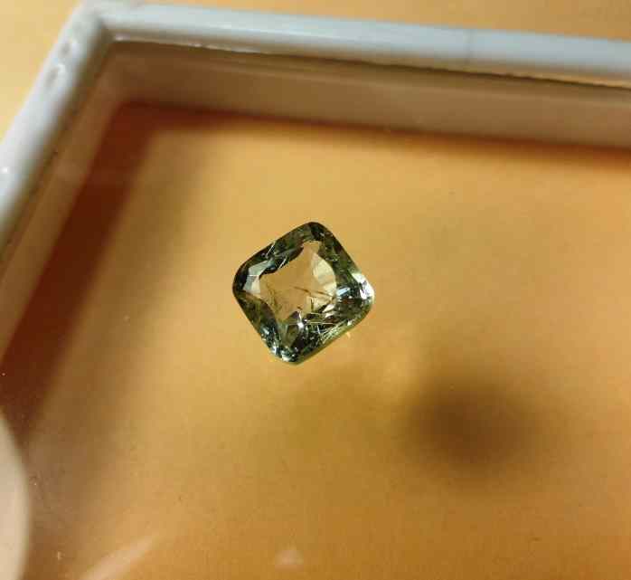 4.65 Carats Topaz 8.96 x 9.05 x 5.82 mm