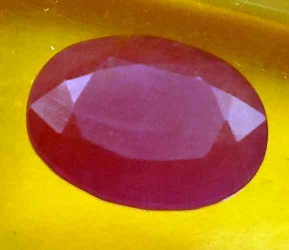 3.94 Carats Guinea Mines Ruby 10.99 x 8.38 x 4.54 mm