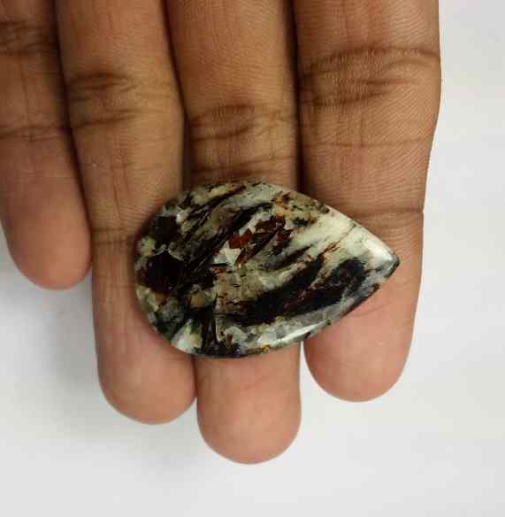 28.7 Carats Astrophyllite 33.74 x 23.62 x 4.23 mm