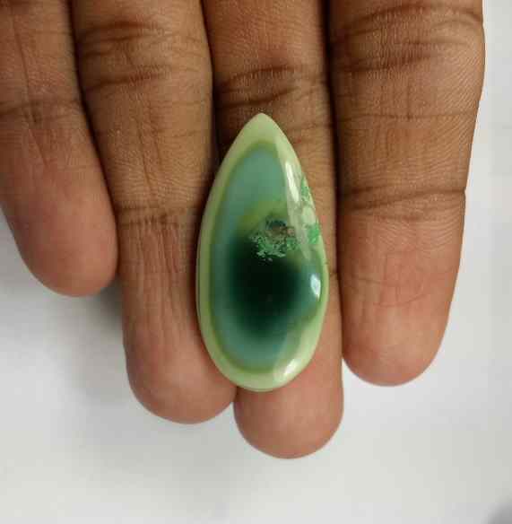 17.9 Carats Imperial Jasper 32.63 x 16.13 x 4.67 mm