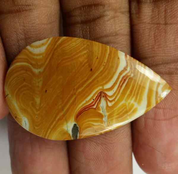 27.6 Carats Snake Skin Jasper 35.45 x 22.51 x 4.89 mm