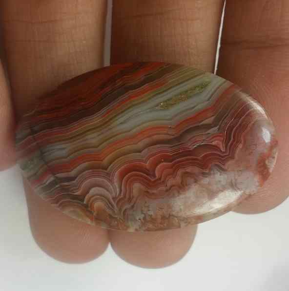 28.5 Carats Crazy Lace Agate 35.08 x 22.67 x 4.69 mm