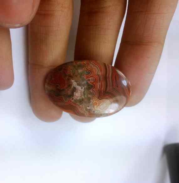 25.9 Carats Crazy Lace Agate 30.03 x 20.05 x 5.15 mm