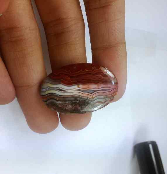 21.85 Carats Crazy Lace Agate 30.25 x 19.74 x 4.39 mm