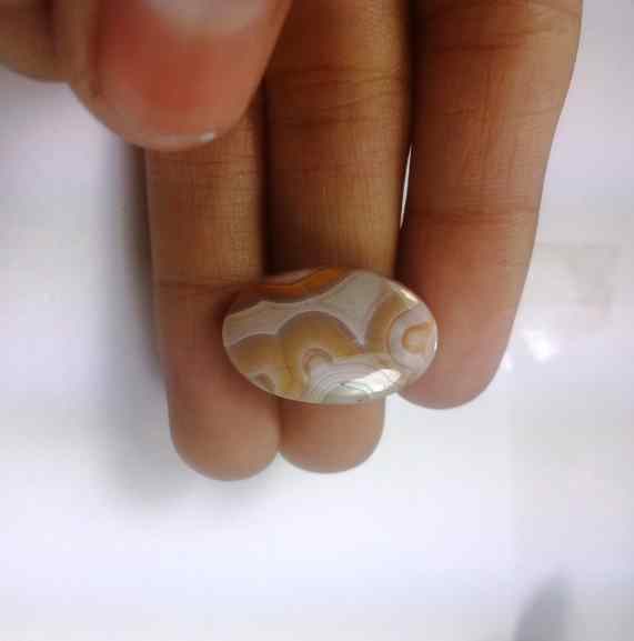 14.75 Carats Crazy Lace Agate 23.14 x 14.89 x 4.88 mm