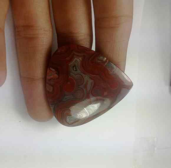 61.8 Carats Crazy Lace Agate 39.80 x 38.38 x 5.34 mm