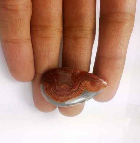 24.65 Carats Crazy Lace Agate 32.44 x 19.12 x 5.29 mm