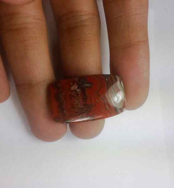 18.55 Carats Crazy Lace Agate 26.02 x 15.77 x 4.52 mm