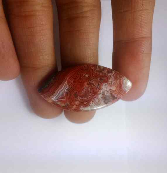 16.25 Carats Crazy Lace Agate 34.73 x 17.69 x 3.35 mm