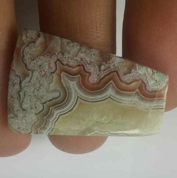 21.3 Carats Crazy Lace Agate 28.36 x 19.06 x 4.62 mm