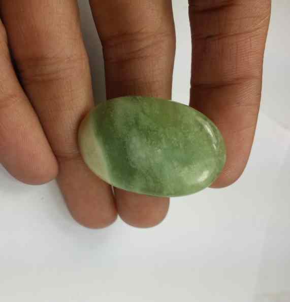 31.75 Carats Lizardite 32.42 x 21.66 x 5.64 mm