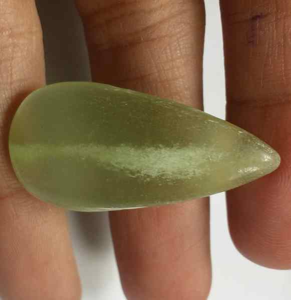 25.85 Carats Lizardite 33.91 x 16.88 x 6.06 mm